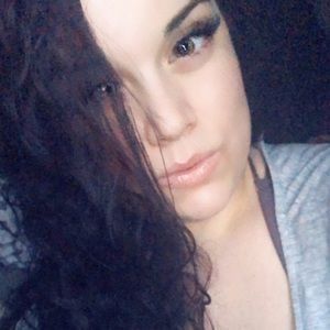 Meet your Posher, Angeliki